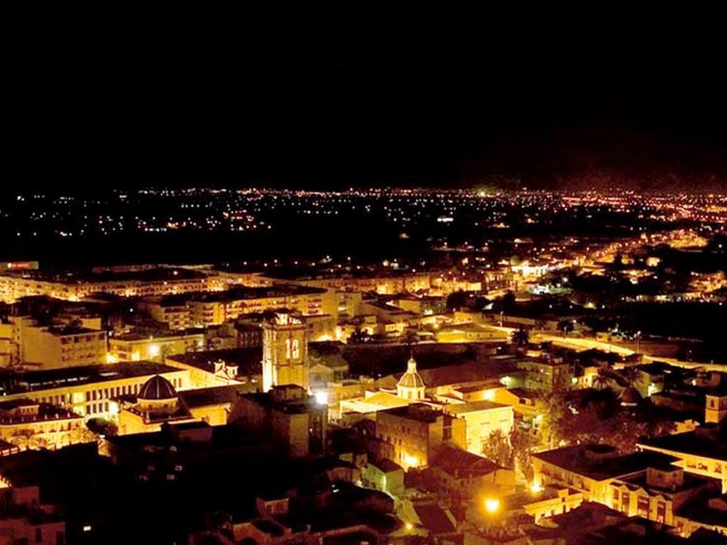 Hostal Rey Teodomiro Orihuela Exterior foto